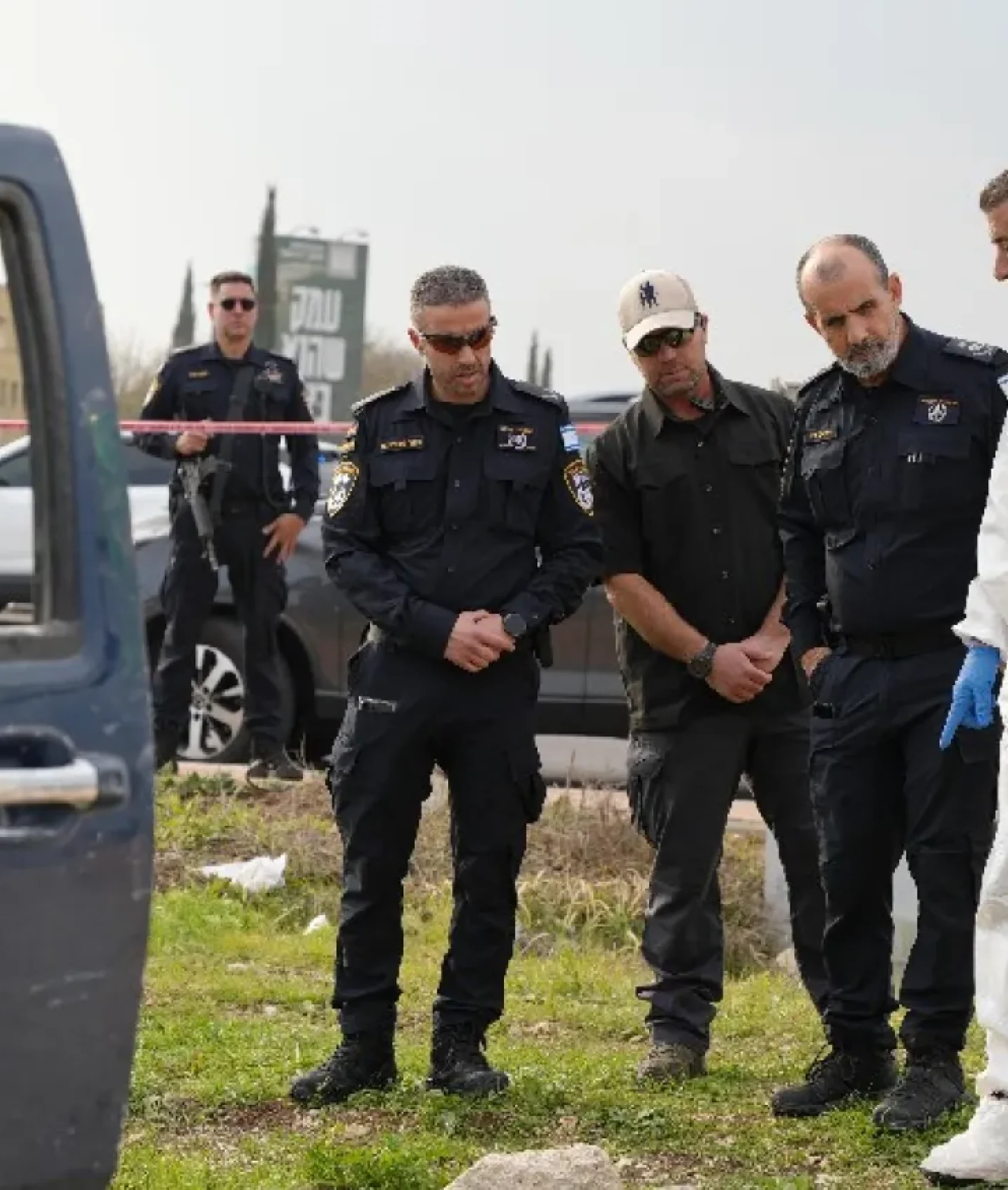 Hombre palestino atropella a hombre y apuñala a otro en Israel