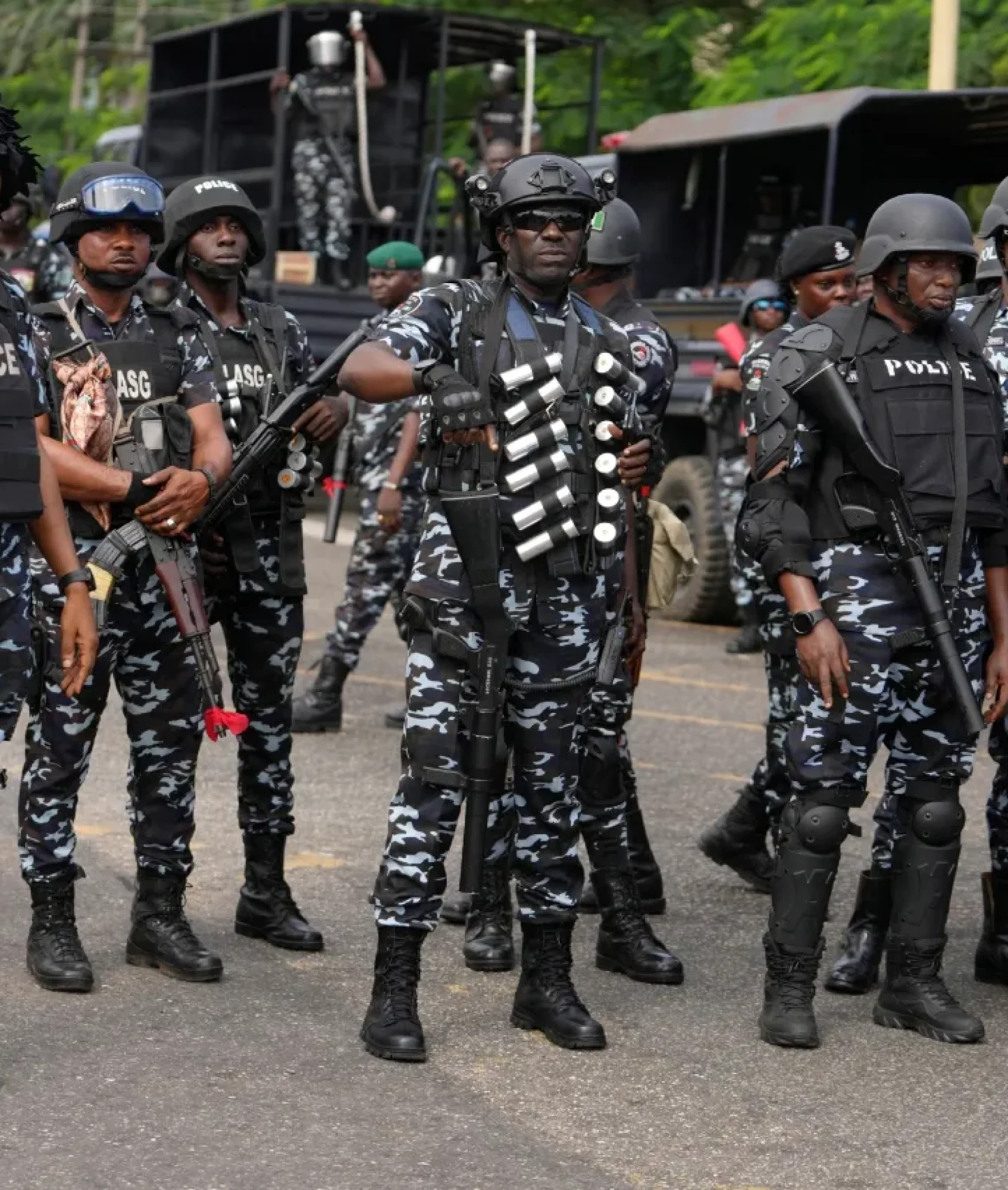 Extremistas matan a 162 personas en ataques a aldeas en Nigeria