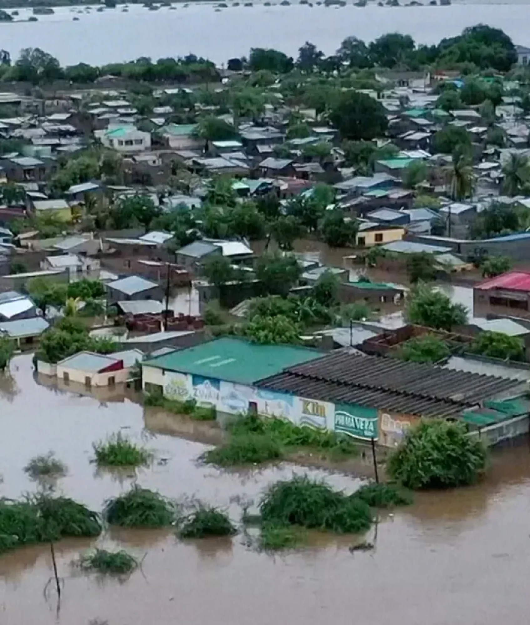 Lluvias e inundaciones en África dejan más de 100 muertos