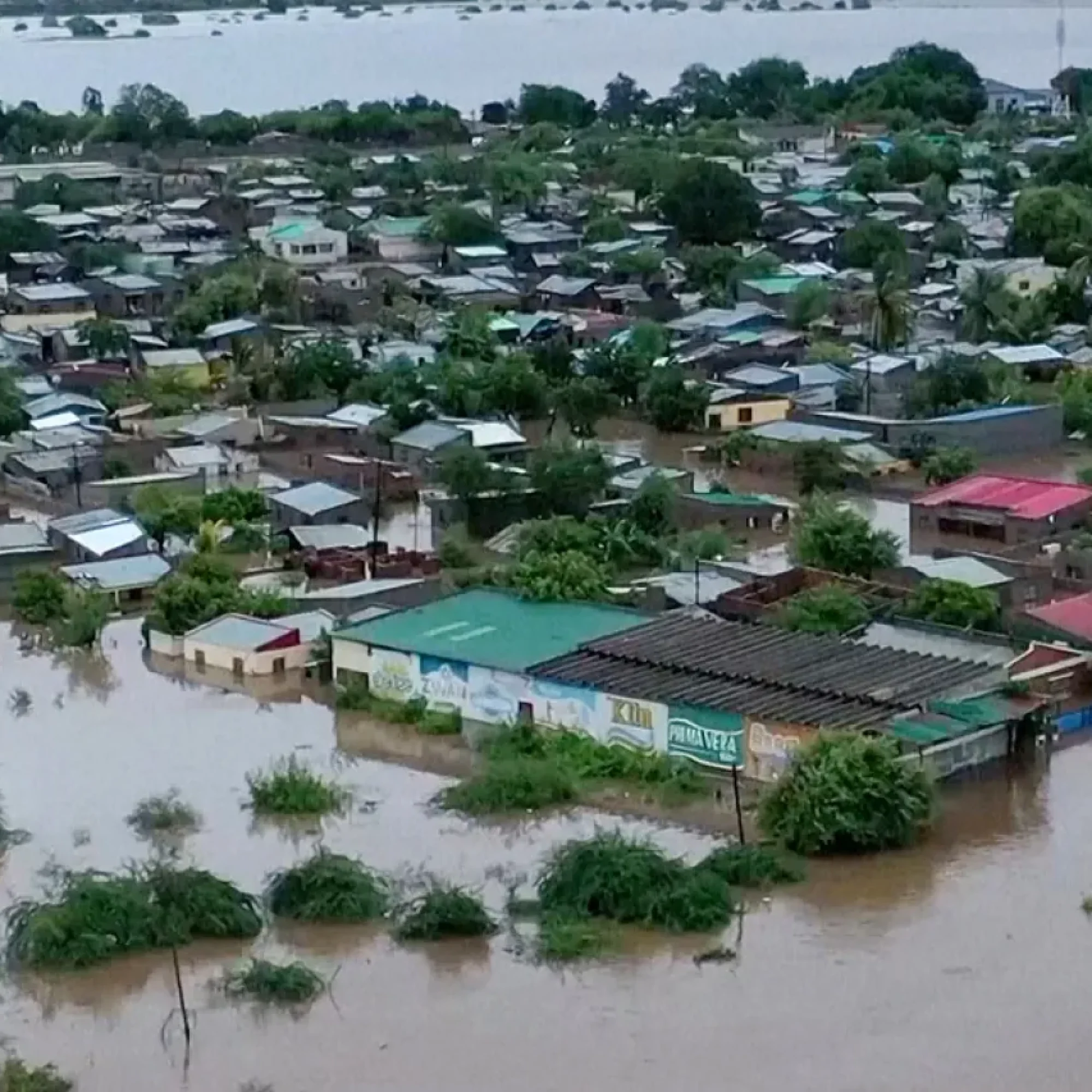 Lluvias e inundaciones en África dejan más de 100 muertos