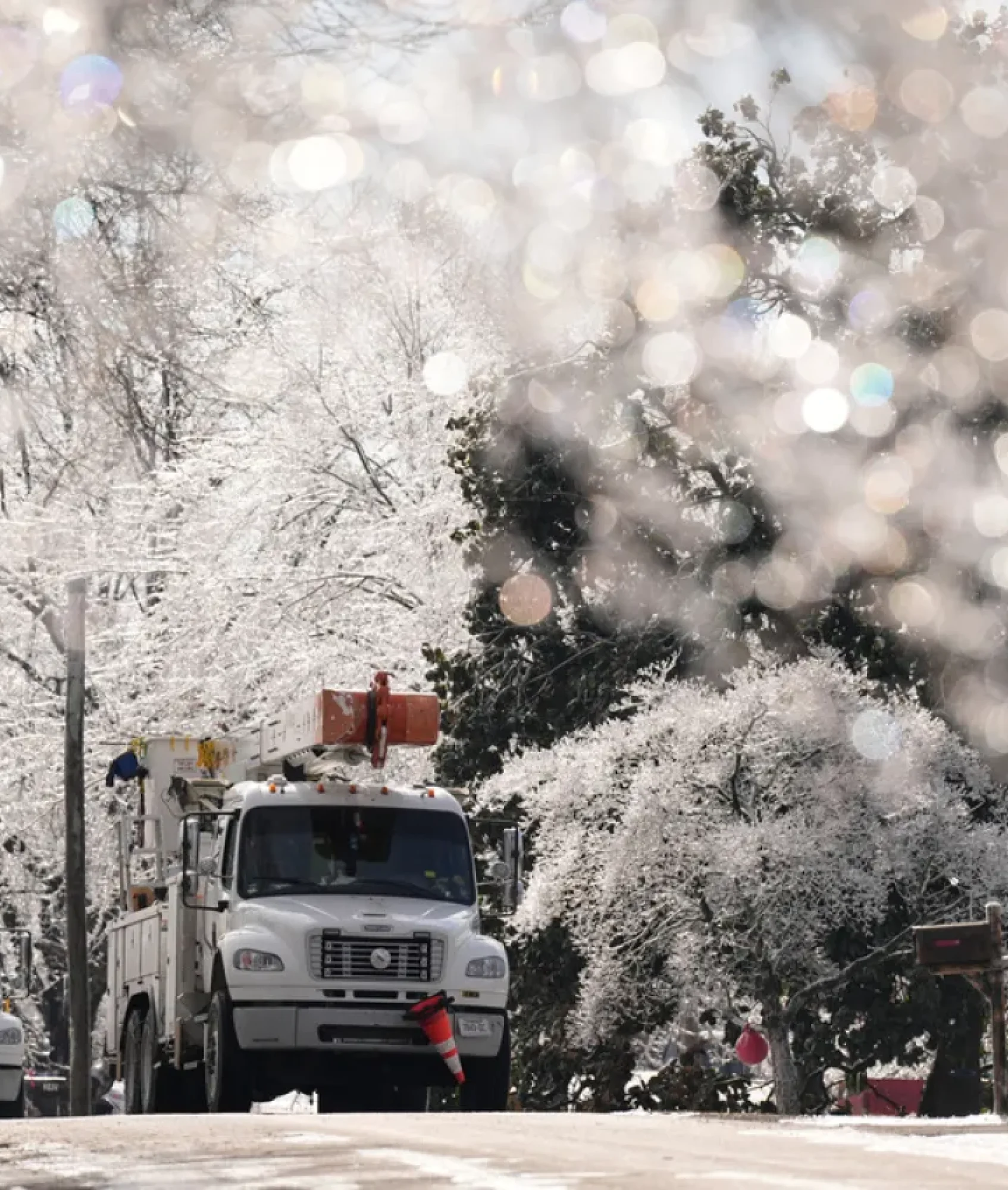 La situación en EU empeora tras días de hielo, frío extremo y cortes de luz
