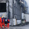 Estallido e incendio en fábrica de galletas en Grecia mata a 5 trabajadores