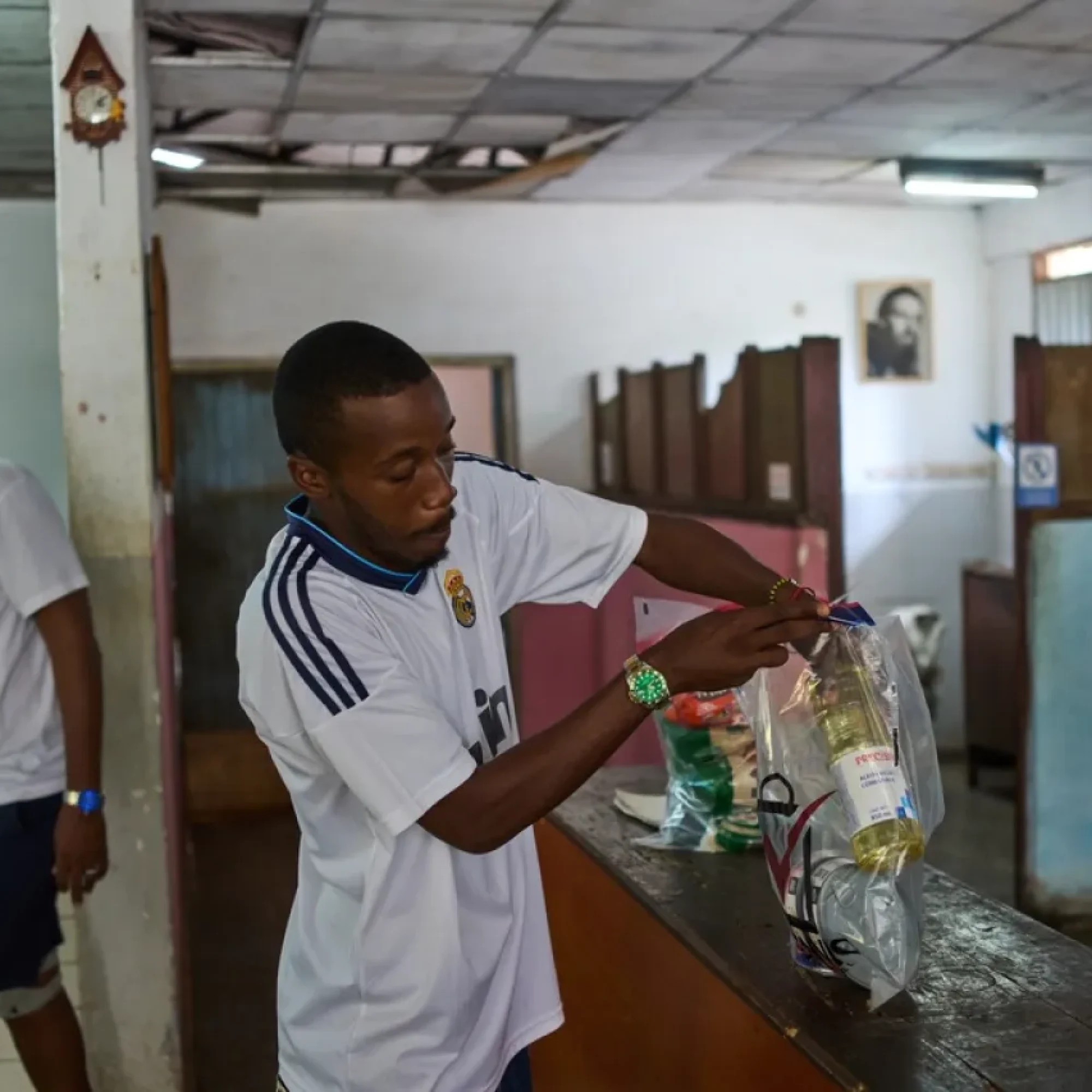 Envía México segundo cargamento de ayuda humanitaria a Cuba