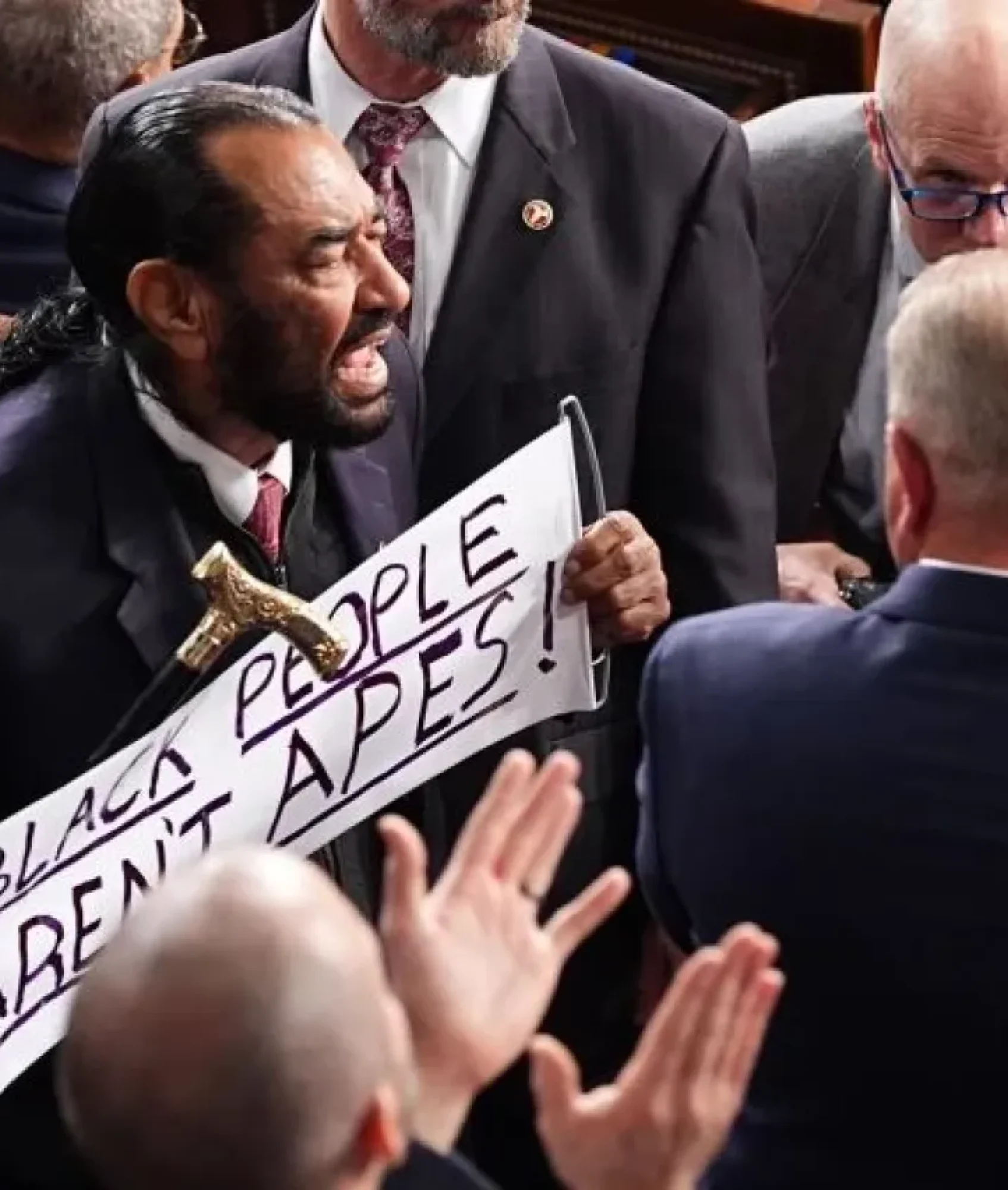 Responden legisladores demócratas al discurso de Trump Afuera del Capitolio