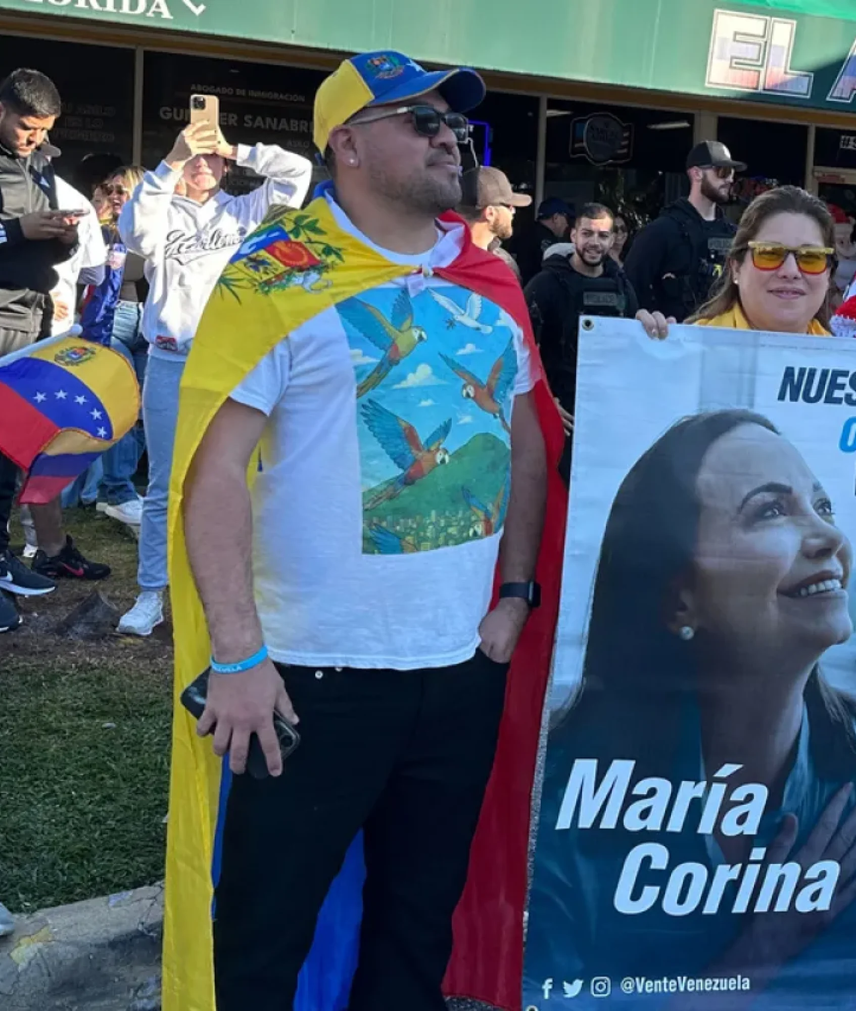 "La victoria de la esperanza: cómo miles de venezolanos en el sur de Florida conmemoran el fin del régimen de Maduro y buscan un futuro más prometedor"